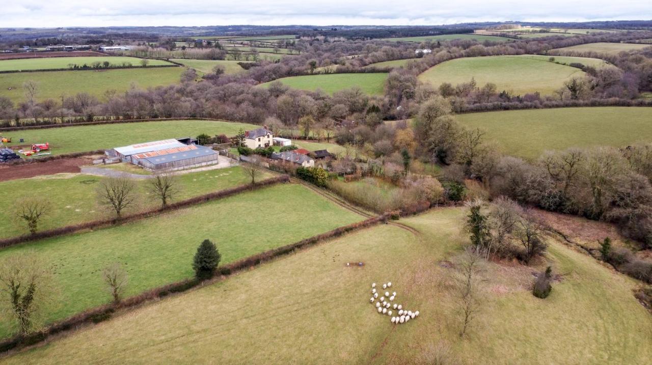 The Piggery Villa Witheridge Exterior photo